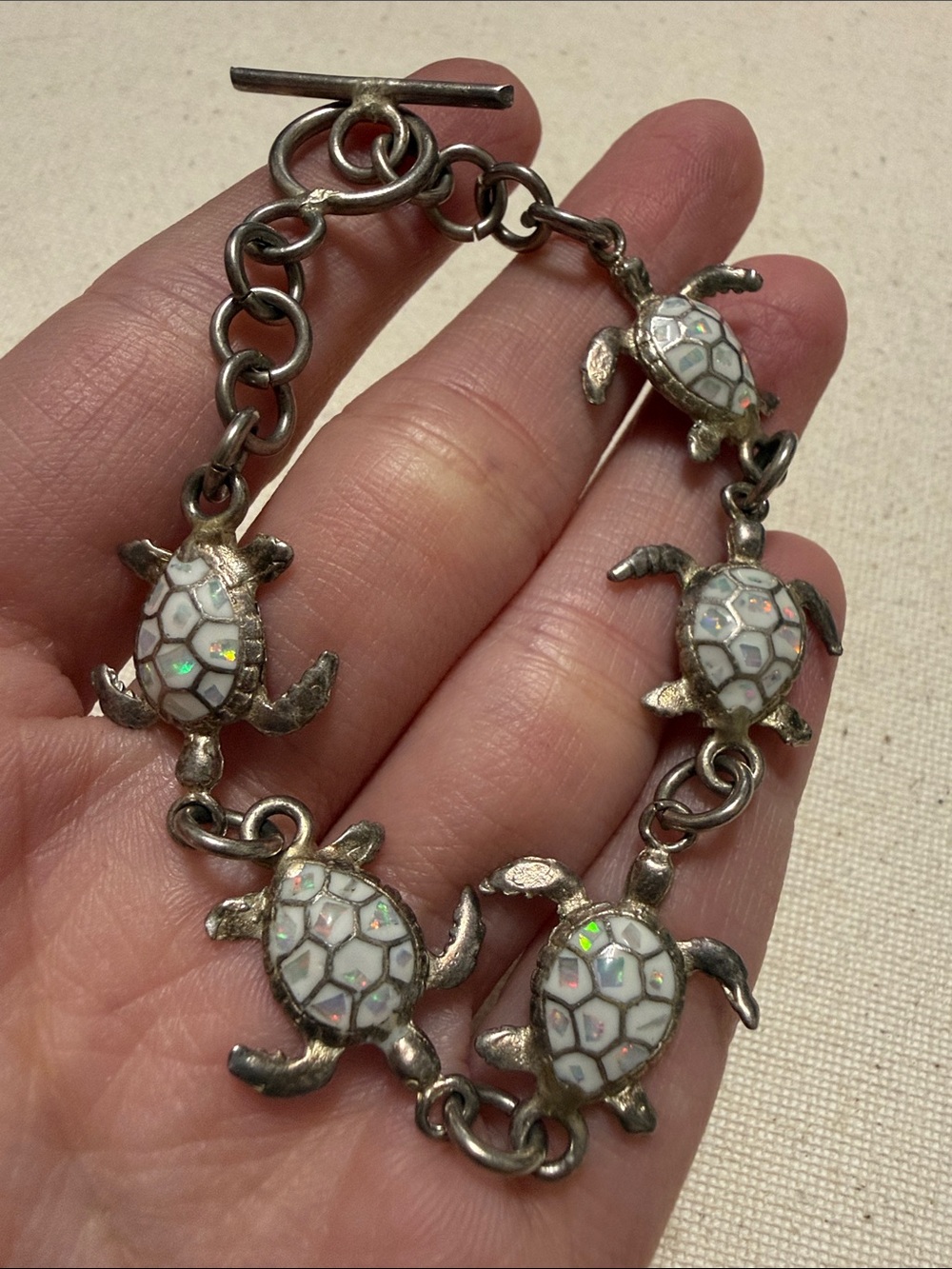 Sterling Silver 925 Turtle Link Bracelet in White Opal Shell 7.25 inch